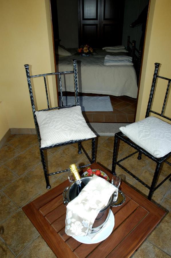 Il Quinto Moro Otel Arbus Dış mekan fotoğraf